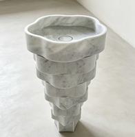 Lavabo en marbre blanc naturel sur mesure, moderne et luxueux, imperméable et écologique pour hôtels, villas et salles de bain extérieures