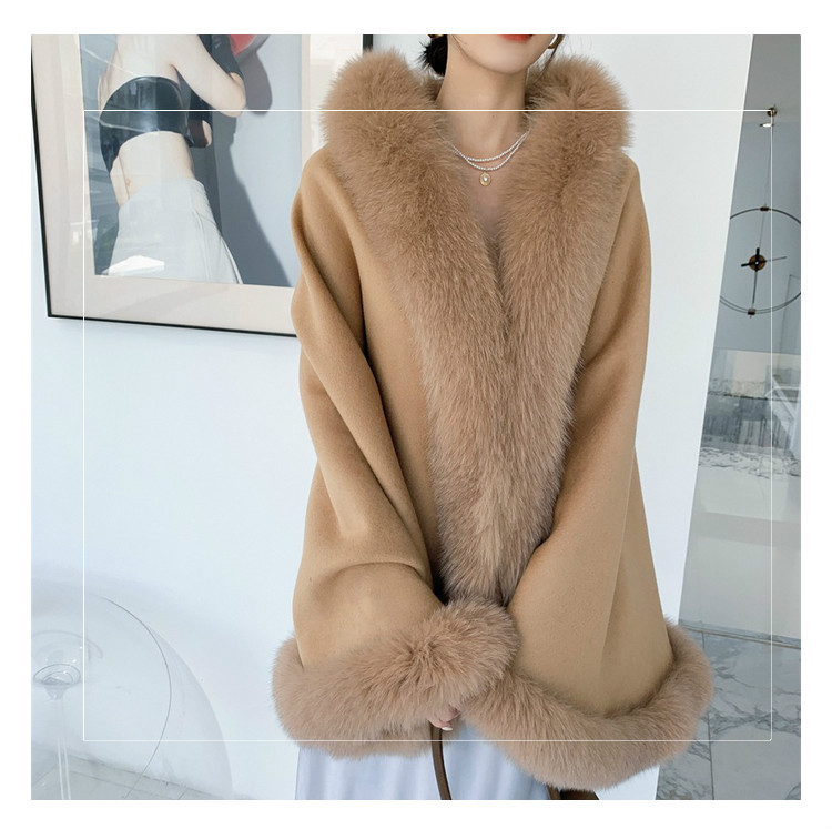 Wholesale Elegant Cashmere Poncho Real Fox Fur Trim Fashion Women Fur Cape