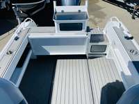 Yacht de luxe avec cabine de 6,25 m (20,5 pieds) en aluminium, moteur hors-bord de 200 CV, vitesse de 30-35 nœuds, idéal pour la pêche – Vente chaude en Australie