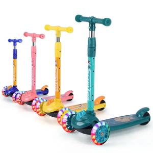 Adjustable 3-Wheel <strong>Scooter</strong> for Kids Modern Foldable Baby Swing <strong>Scoot</strong> <strong>and</strong> <strong>Ride</strong> Made of Plastic Alloy <strong>and</strong> Aluminium - Product Image 4