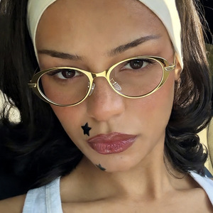 Lunettes de soleil ovales minimalistes UV400 pour femmes, style européen et américain 2026, nouveau modèle, haut de gamme, rétro, tendance, en métal, pour célébrités d'Internet - Product Image 2