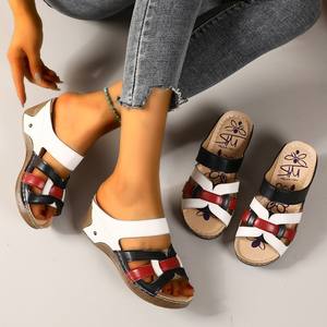 Les dernières sandales d'été compensées à bout ouvert pour femme, style croisé, grandes tailles, semelle épaisse - Product Image 5