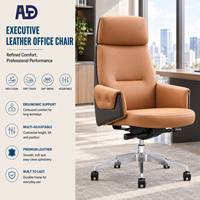 Chaise de bureau exécutive en cuir Aston - Appuie-tête ergonomique réglable, accoudoirs fixes, dossier ouvert, design moderne, siège coulissant, chrome
