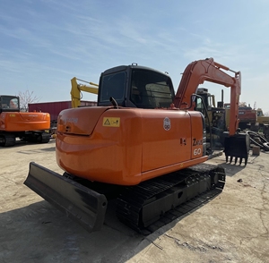 Excavatrice sur chenilles Hitachi ZX60-5A d'occasion, 6 tonnes, d'origine japonaise, mini-excavatrice ZX60 avec cabine climatisée en stock - Product Image 4