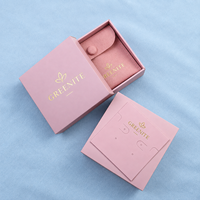 Boîte d'emballage de bijoux haut de gamme personnalisée en relief, écologique, avec fermeture magnétique, en papier rigide rose, doublure en velours pour bagues