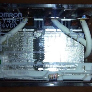 Relé Ly2n D2 DC24V 3A 1NO de Baja Potencia para Uso Industrial - Product Image 4