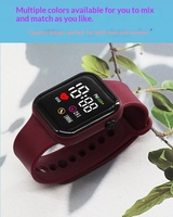 Montre numérique LED de style sportif pour couples, bracelet carré en plastique à motif cœur, vente chaude