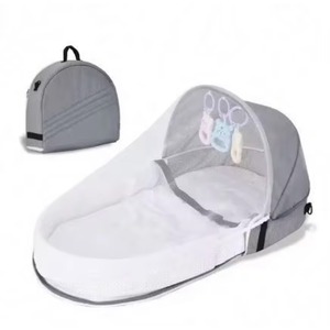 Sac à langer de voyage gratuit avec lit bébé, sac à dos pour maman, sac à suspendre pour poussette avec jouets et moustiquaire - Product Image 1
