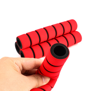 Selongsong Pegangan Karet NBR Pelindung Peralatan Kebugaran Skuter Tabung Busa dengan Penutup Tabung Spons - Product Image 2