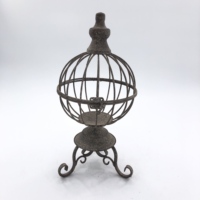 Porte-bougie sphérique rustique en métal en forme de cage à oiseaux avec base trépied, lanterne décorative pour bougie pilier, décoration de table style ferme
