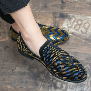 Mocasines de <span class=keywords><strong>Terciopelo</strong></span> con Cristales Negros para <span class=keywords><strong>Hombre</strong></span>, <span class=keywords><strong>Zapatos</strong></span> de Vestir Sin Cordones, <span class=keywords><strong>Zapatos</strong></span> Suaves para <span class=keywords><strong>Hombre</strong></span> - Product Image 1