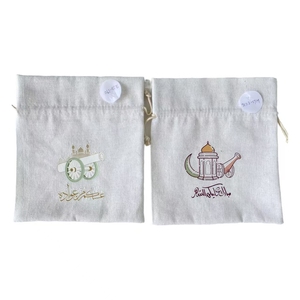 Sacs cadeaux en coton avec cordon de serrage pour fêtes et occasions spéciales, différents motifs - Product Image 5