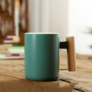 14 oz <span class=keywords><strong>noir</strong></span> mat exquis logo personnalisé <span class=keywords><strong>bambou</strong></span> et cuillère à remuer boîte cadeau manche en bois tasse à café de luxe tasse avec couvercle en bois - Product Image 6