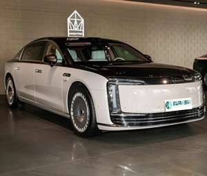 Voiture électrique de luxe 2025 Maestro S800 EV/<span class=keywords><strong>Hybride</strong></span> Berline Sièges massants Marque chinoise Véhicule à énergie nouvelle haut de gamme Transmission intégrale 1333 km - Product Image 1