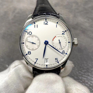 Montres formelles haut de gamme pour hommes de la série IW avec fonctionnalités complètes et fond blanc avec aiguilles bleues sur le cadran - Product Image 2