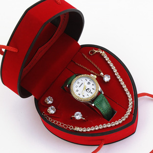 SYN-20 <span class=keywords><strong>Orologio</strong></span> al Quarzo da <span class=keywords><strong>Donna</strong></span> di Lusso con Quadrante in Cristallo, Cassa in Lega di Alta Qualità e <span class=keywords><strong>Cinturino</strong></span> in <span class=keywords><strong>Pelle</strong></span> - Product Image 5