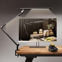 Lampe de bureau LED noire à pince avec télécommande, 5 modes d'éclairage réglables pour la lecture, l'ordinateur et le bricolage