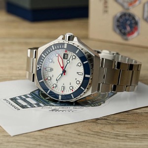 Reloj de Pulsera para Hombre, Mecánico, de Acero Inoxidable, Resistente al Agua, con Caja de Zafiro, Movimiento Automático, Súper Luminoso, con Calendario - Product Image 4