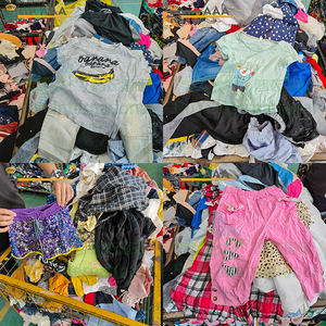 เสื้อผ้าเด็ก<span class=keywords><strong>มือ</strong></span><span class=keywords><strong>สอง</strong></span> คละไซส์ สำหรับเด็กชายและเด็กหญิง สภาพดีเยี่ยม ทำความสะอาดแล้ว ขายส่งเป็นมัด สำหรับขายต่อ - Product Image 3