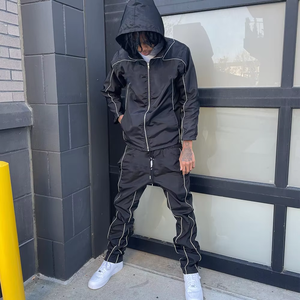 Completo Tuta Sportiva Riflettente in Nylon Impermeabile Traspirante Leggero Casual Primaverile per lo Sport e lo Streetwear - Product Image 2