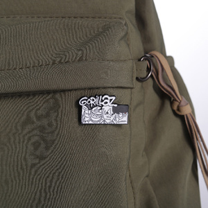 Rock Band Broche Noir et Blanc Bande Dessinée Commémorative Personnage En Métal Badge En Gros Sac Pins pour Vêtements Sac À Dos Pin - Product Image 3