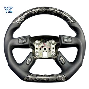 Volant de course YZ Envoy en fibre de carbone véritable, accessoires de modification et d'amélioration premium pour l'intérieur des véhicules - Product Image 3