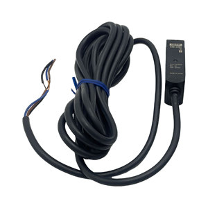 Sensor Fotoeléctrico de Barrera E3S-AT8 de la Mejor Calidad, Tipo de Cable Vertical, 1 Bit, PNP, Colector Abierto, 1 Año de Garantía - Product Image 4