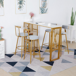 Pequeña <span class=keywords><strong>mesa</strong></span> de <span class=keywords><strong>bar</strong></span> de cocina para el hogar con pared artística de hierro Gabinete creativo de tres capas para apartamentos pequeños - Product Image 3