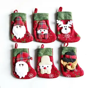 Molti tipi Cute Santa Snowman deer Christmas Hanging Stocking Hanging Ornament Socks for Christmas Holiday Party Decoration