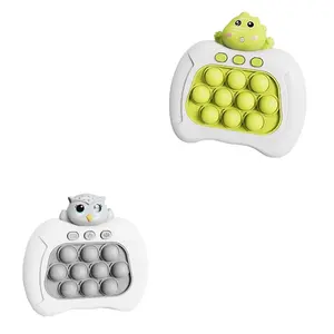 Sensorial Push Game Handheld Stress Relief Toy com Light-Up Quick Press Bubble Características para crianças e adultos