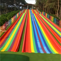Parc d'attractions commercial de terrain de jeu de manière de glissière d'arc-en-ciel d'enfants de construction en plastique PE durable pour l'usage de parc de sports