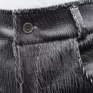 YSJY Produttore OEM di <span class=keywords><strong>Pantaloni</strong></span> in <span class=keywords><strong>Ecopelle</strong></span> Oversize Personalizzati, Stile Casual Streetwear, Modello Baggy a Zampa d'Elefante per Uomo - Product Image 3