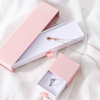 Boîte d'emballage rigide pour bijoux en papier recyclable écologique avec logo personnalisé, gaufrage gratuit pour l'emballage de cadeaux, boucles d'oreilles, collier, bague