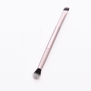 <strong>2021</strong> <strong>Best</strong> Selling Factory Wholesale Single Champagne Color Double Head <strong>Makeup</strong> Eyeshadow <strong>Brush</strong> Blending Nose <strong>Brush</strong> Private Label - Product Image 3