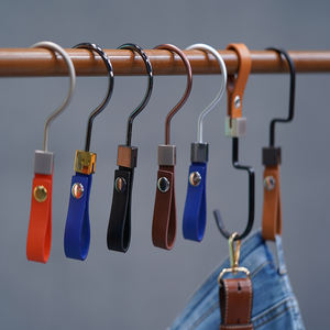 Crochet multifonctionnel en cuir Maos pour jean, crochet rond/plat pour gagner <span class=keywords><strong>de</strong></span> la place - Product Image 1