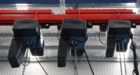 Palans électriques à chaîne de style européen Yudong 0.5T avec moteur, boîte de vitesses et roulement - Certifié bleu, garantie 1 an, levage personnalisable