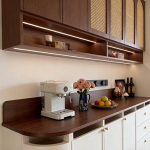 Aparador de Comedor de Ratán Color Crema y Nogal de Lujo - Iluminación LED y Barra de Café, Almacenamiento Multizona para Espacios Bohemios Elegantes - Product Image 4