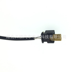 Automotive Exhaust Temperature <b>Sensor</b> A0071537528 Wire Leads <b>For</b> Benz <b>Car</b> Use - Product Image 1