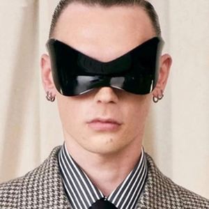 Gafas de Sol Y2K Extra Grandes con Logotipo Personalizado, Montura Plateada sin Aro, Estilo Punk Deportivo Futurista para Hombre y Mujer - Product Image 2