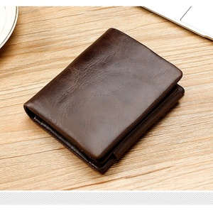 Portefeuille Homme en Cuir Véritable Personnalisé, Court, Tendance, Fin, Style Minimaliste, Fermeture Ouverte, Vintage, Anti-RFID, Vente en Gros - Product Image 6
