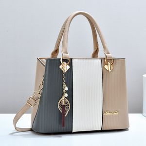 Sac messager rétro en cuir PU pour <span class=keywords><strong>femme</strong></span> SH0009, léger, pliable, résistant <span class=keywords><strong>à</strong></span> l'eau, fermeture éclair, polyester, deux sangles, sac <span class=keywords><strong>à</strong></span> <span class=keywords><strong>main</strong></span> - Product Image 6