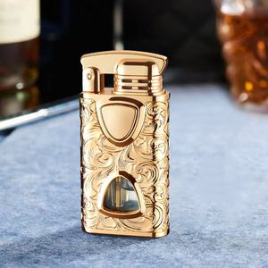 Briquet torche à double <span class=keywords><strong>flamme</strong></span> gaufré à commande vocale, corps métallique à <span class=keywords><strong>flamme</strong></span> douce avec fenêtre de niveau de gaz visible, cadeau d'affaires idéal pour hommes - Product Image 4