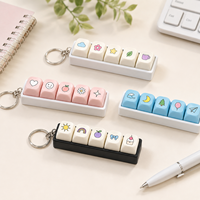 Porte-clés en forme de touche de clavier en gros, base en acrylique, couleur personnalisée, anneau métallique, cadeau promotionnel d'entreprise