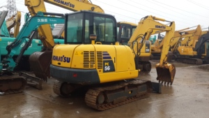 Mini excavatrice utilisée KOMATSU PC56 en stock - Product Image 6