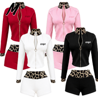 Set Dua Potong Motif Leopard Wanita - Jaket Resleting Hati dan Celana Pendek Pinggang Tinggi Pakaian Olahraga Wanita Kasual Logo Dapat Disesuaikan