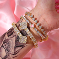 À la mode 3 pièces Bling Bling plein diamant trèfle Bracelet Bracelet ensemble Hip Hop rose noir quatre feuilles pour les femmes cadeau laiton Zircon