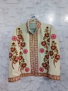 เสื้อแจ็คเก็ตแขนยาวแบบสั้น ผ้ากำมะหยี่ปักลายแบบแคชเมียร์ ทำมือ สำหรับฤดูหนาว ผ้าฝ้าย 100% ระบายอากาศได้ดี เป็นมิตรกับสิ่งแวดล้อม สำหรับผู้หญิง - Product Image 5