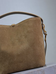 Sangle de chaîne en cuir de veau véritable de luxe à fermeture magnétique détachable avec pochette amovible pour femme - Product Image 5