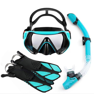 Máscara de Buceo xinyixuan para Adultos, Máscara de Snorkel de Silicona Líquida con Cristal Templado Antivaho, Lente de Buceo Ajustable para Natación - Product Image 2