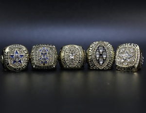 Anillo de Campeonato del Super Bowl de los <span class=keywords><strong>Dallas</strong></span> <span class=keywords><strong>Cowboys</strong></span> de la <span class=keywords><strong>NFL</strong></span> de Alta Calidad, Años 1971, 1977, 1992, 1993 y 1995, Juego de 5 Piezas - Product Image 2